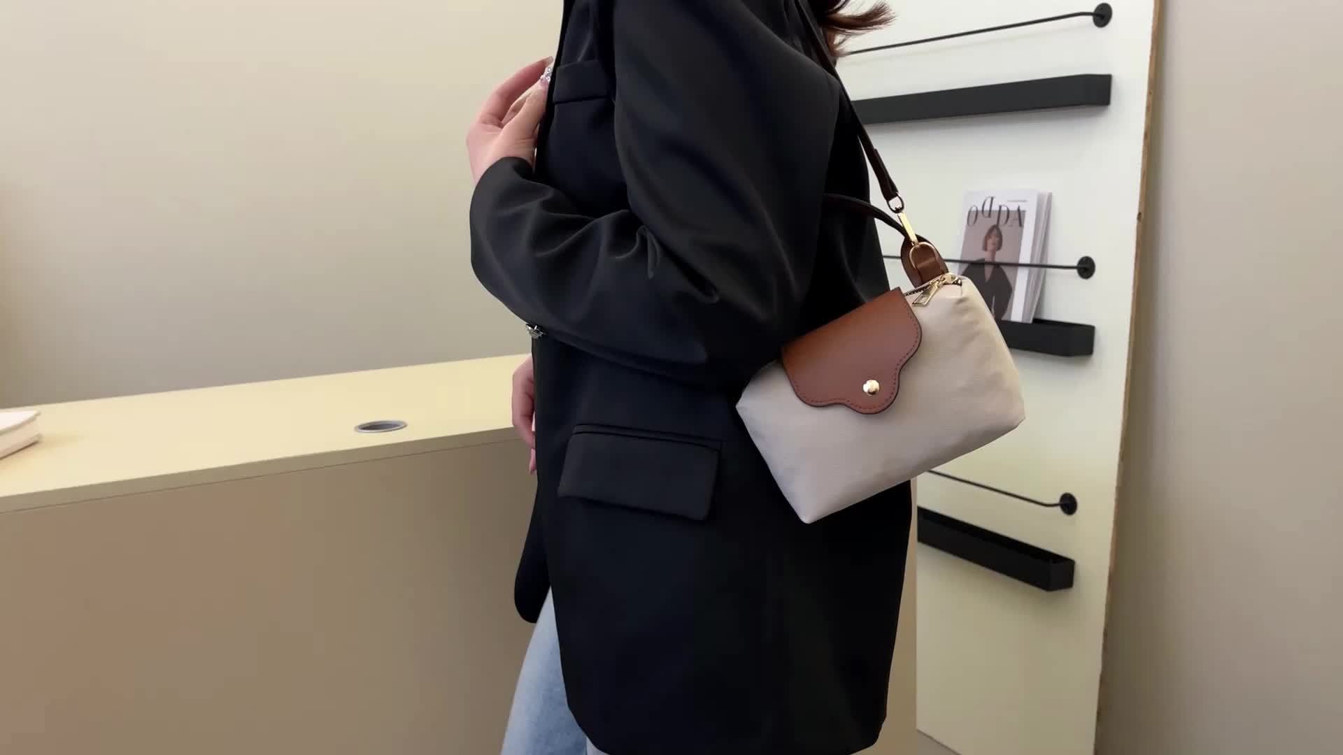 Vintage Casual Mini Crossbody Tasche – Leicht, Stilvoll & Perfekt für den Frühling! 👜