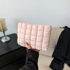 PuffyClutch™ – Deine stilvolle & vielseitige Make-up Tasche