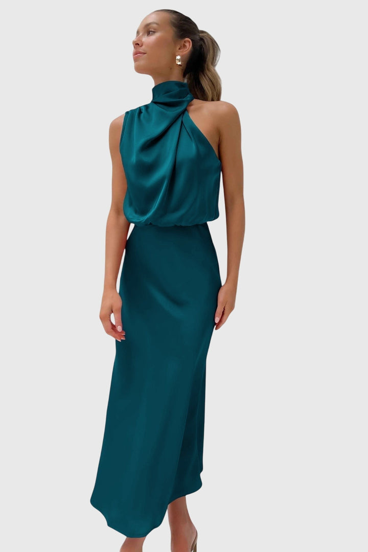 Satin-Abendkleid mit Drapierung – Elegant & Zeitlos
