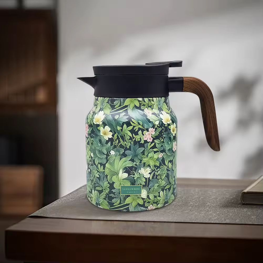 PureTeaFlow™ – Der stilvolle Thermo-Teespender für Genießer