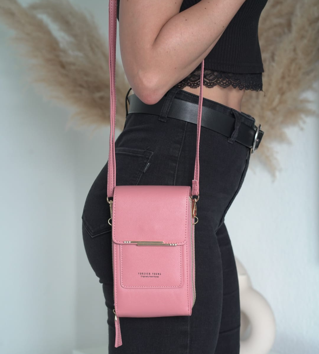TouchSafe™ – Die mobile Telefontasche mit Touchscreen für den perfekten Schutz