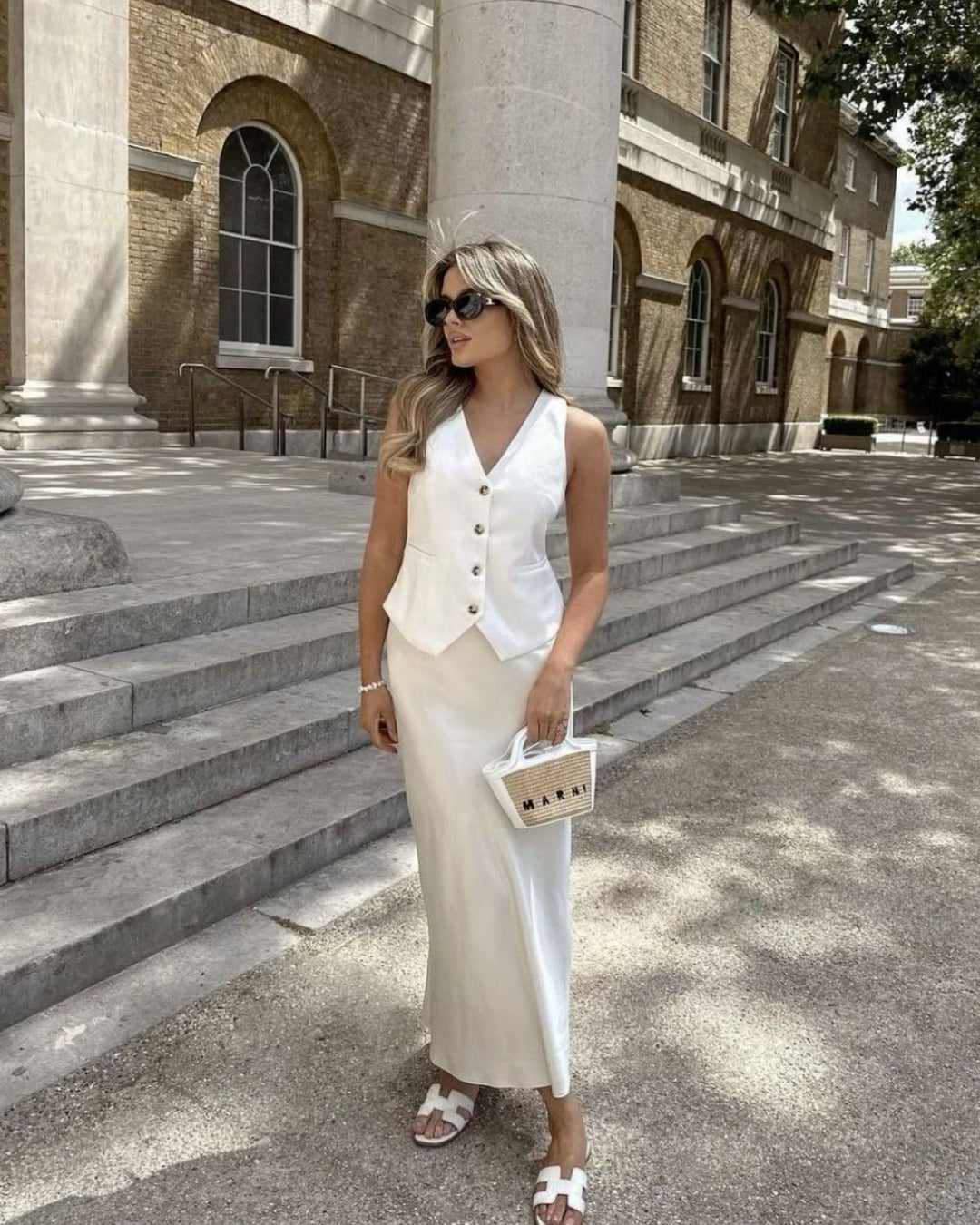 Lina Satin-Maxirock mit Glanz – Elegant & Luftig