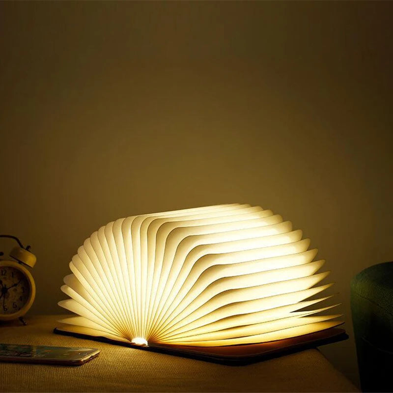 LuminoBook™ – Dein Buch voller Licht und Magie