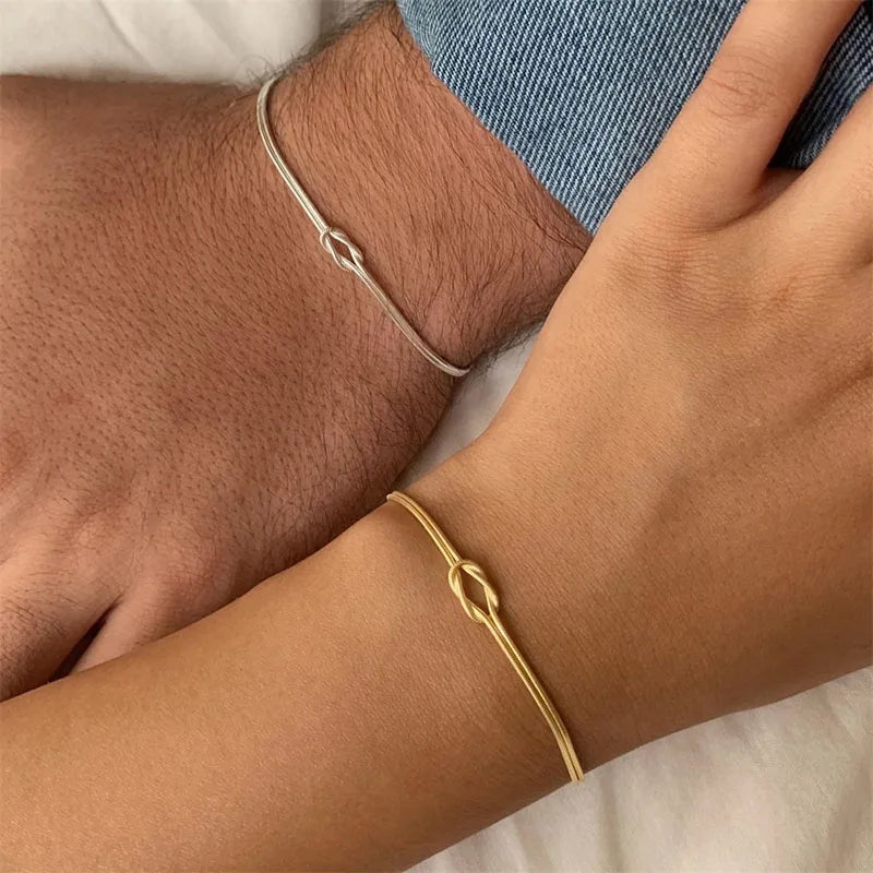 Letzter Tag 1+1 GRATIS | Elegantes Love Knot Armband – Symbol der ewigen Liebe!