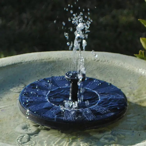 AquaLuma™ – Der solarbetriebene Gartenbrunnen