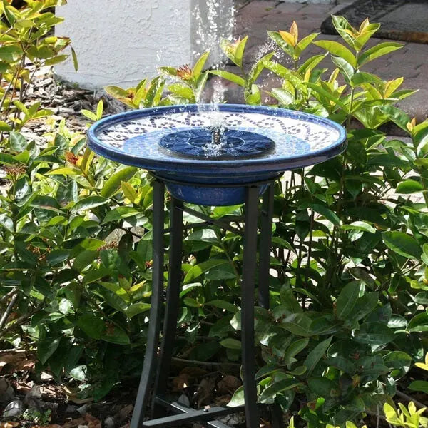 AquaLuma™ – Der solarbetriebene Gartenbrunnen