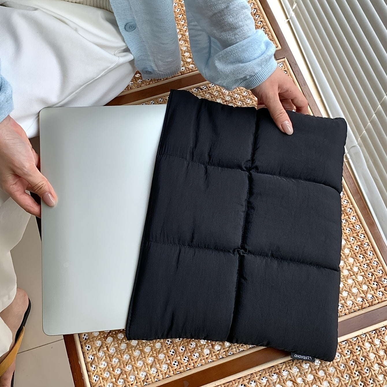 PuffyGuard™ – Die stylische Puff-Laptoptasche für ultimativen Schutz & Komfort