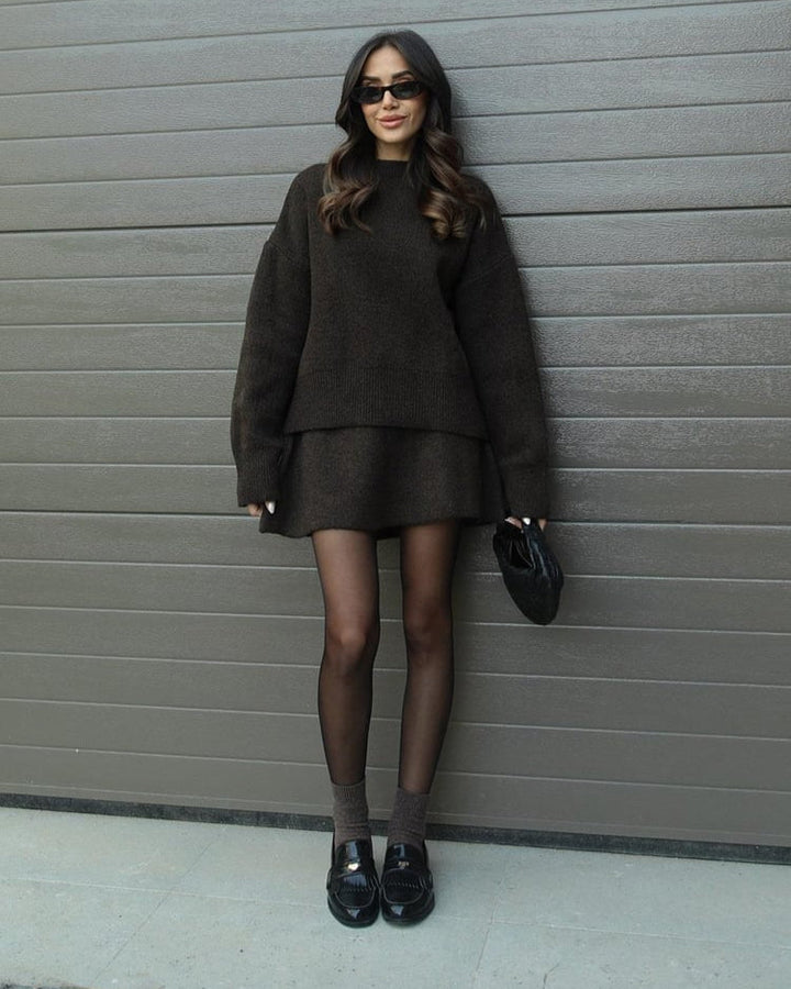 Zweiteiliges Strick-Set mit Rock – Elegant & Gemütlich