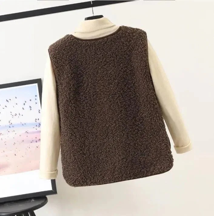 Damen Plüsch-Weste – Warm, Weich & Lässig