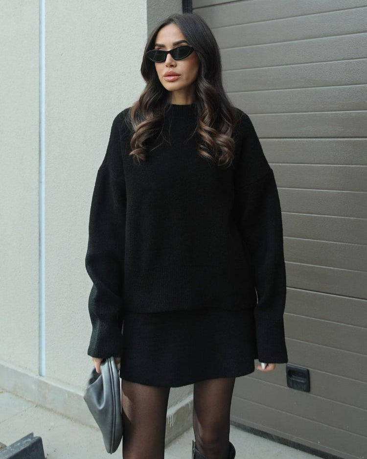 Zweiteiliges Strick-Set mit Rock – Elegant & Gemütlich